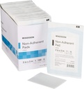 McKesson Non- Adherent Dressing Pads, Sterile, Nylon / Polyester, 2 v x 3 in, 100 Počet, 1 balení