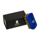 Magnetizované high- end Beard Brush Set - "Cestovatel" Set obsahuje odnímatelné zrcadlo a Boar Bristle Brush. "Konečný kartáč" je k dispozici ve třech sadách a více barev.