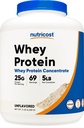 Nutricost syrovátkový prášek, bez příchutí, 5 liber - od syrovátkového proteinu koncentrátu